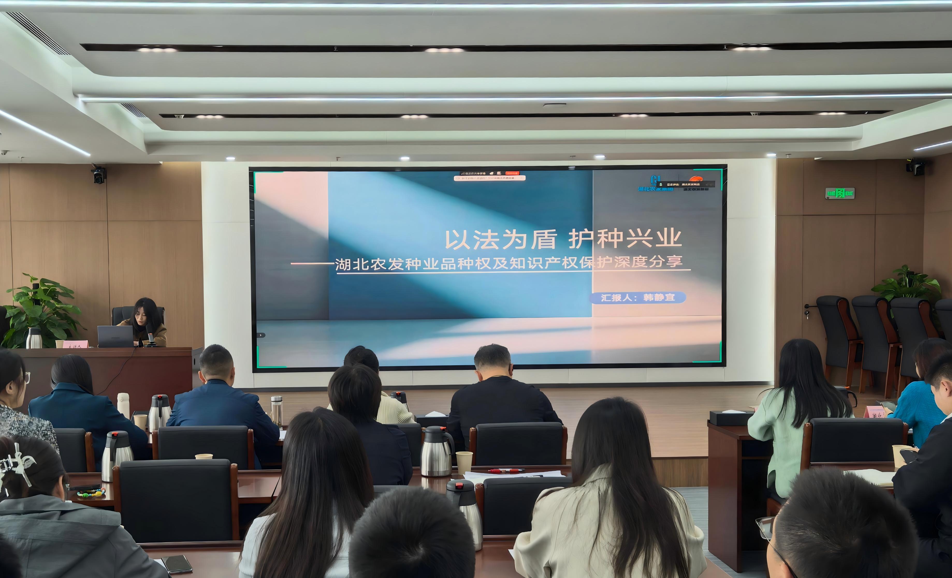 以案释法~.jpg
